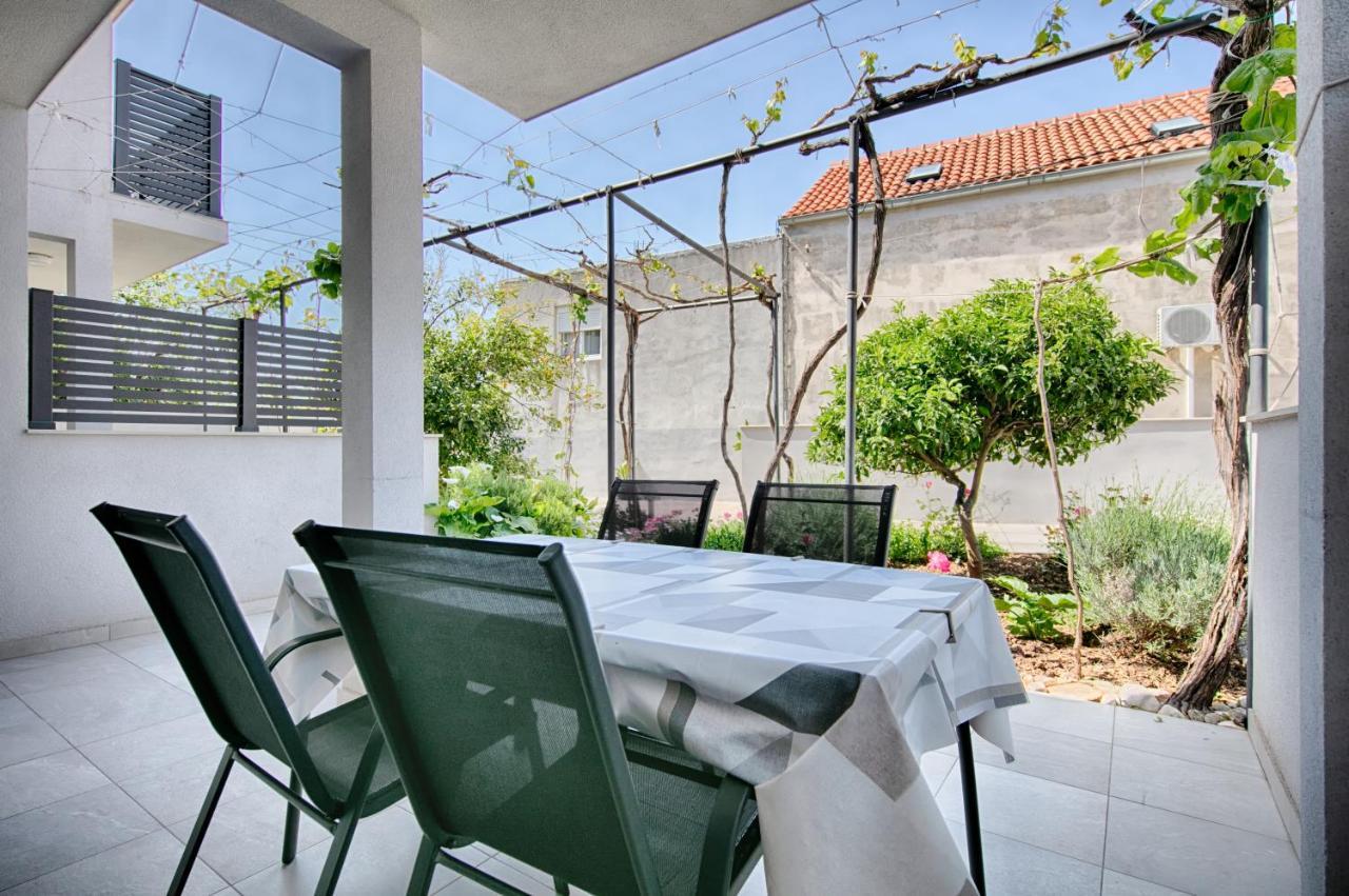 Apartmani Dule Komiža Екстериор снимка