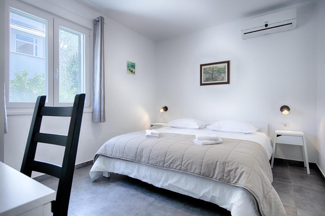 Apartmani Dule Komiža Екстериор снимка