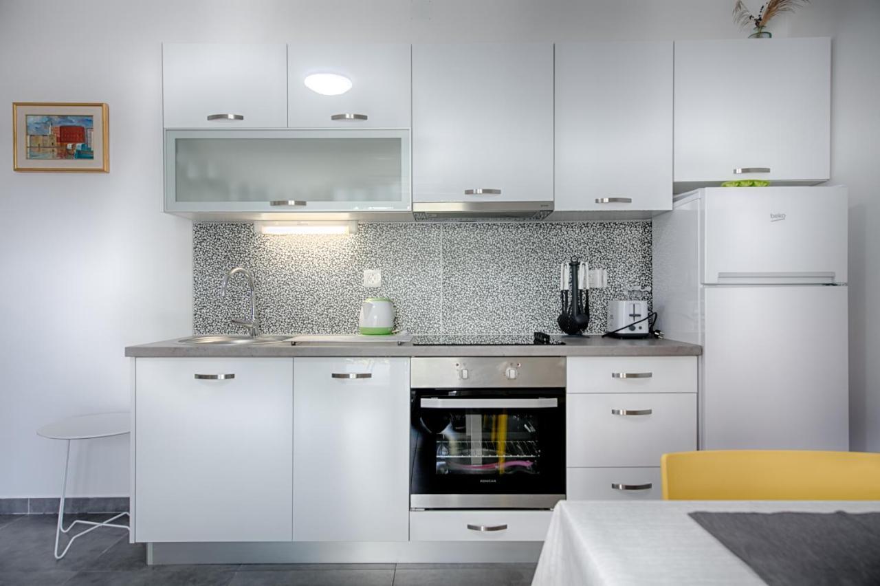 Apartmani Dule Komiža Екстериор снимка