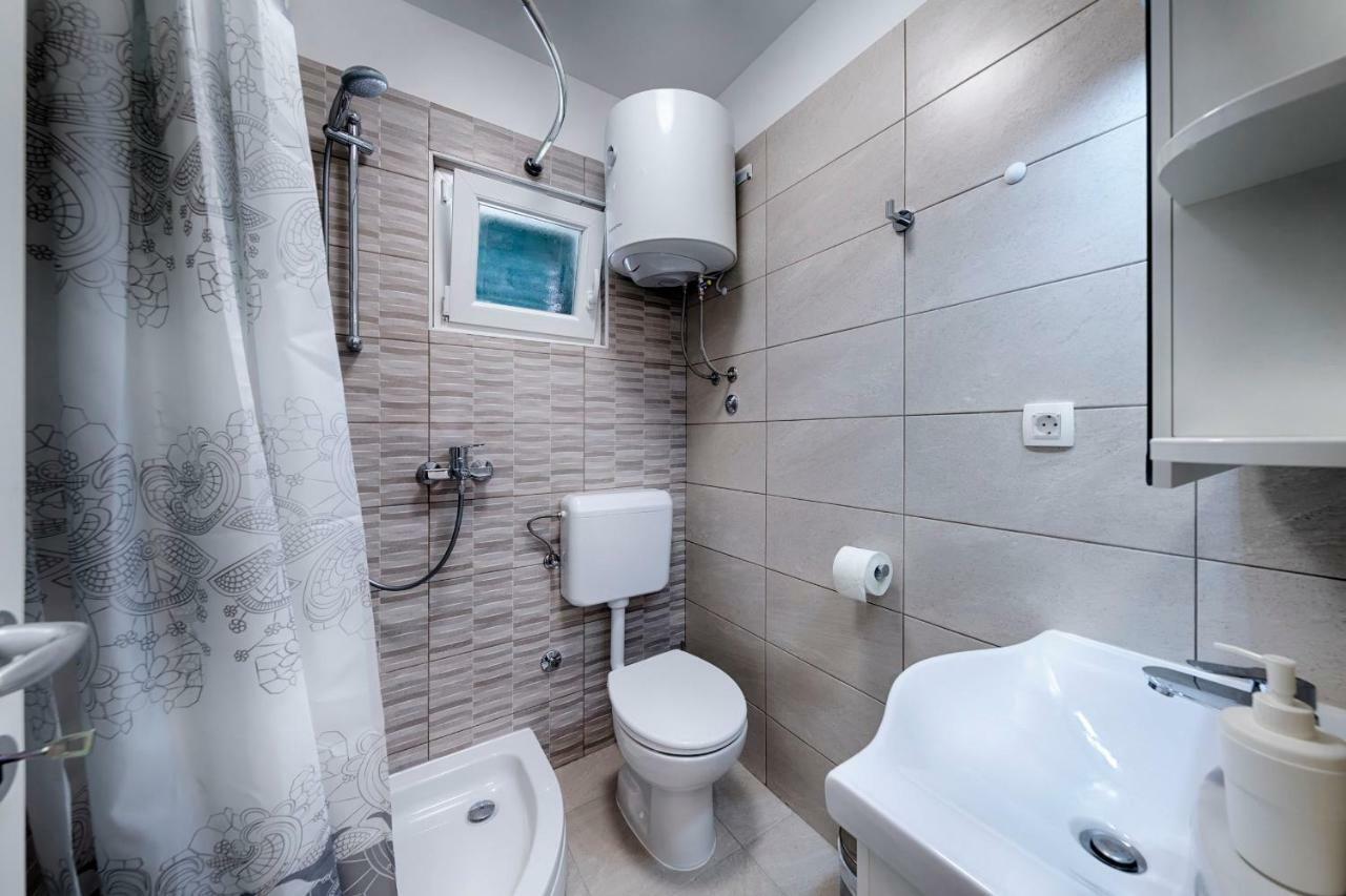 Apartmani Dule Komiža Екстериор снимка