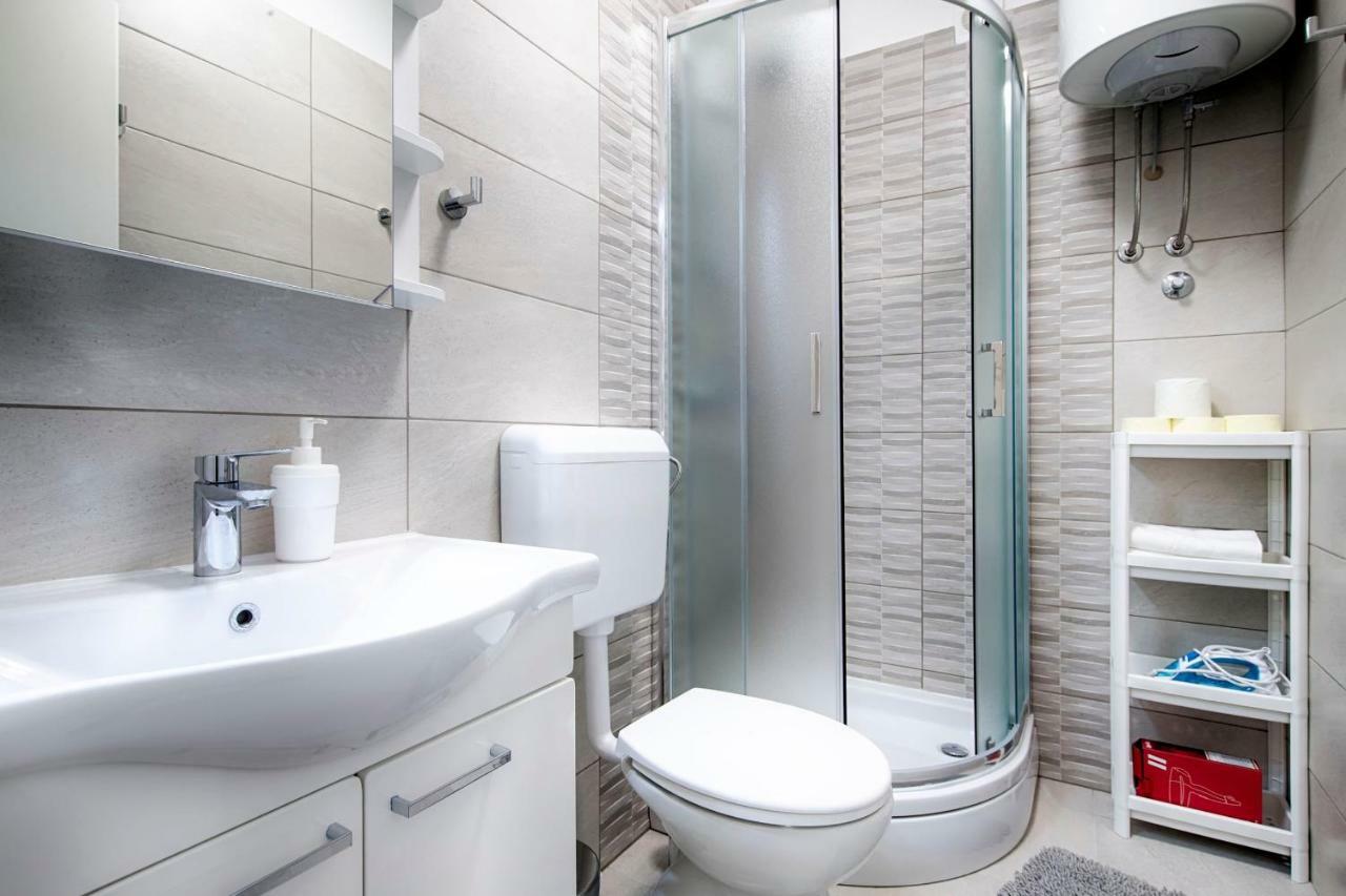 Apartmani Dule Komiža Екстериор снимка